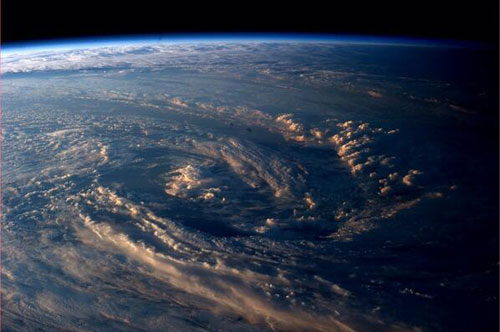 Picture 7 of Earth through astronaut prism