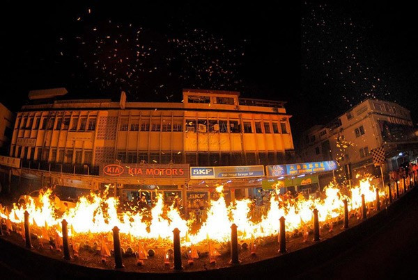 Picture 9 of Eastern Asian customs in the month of the soul