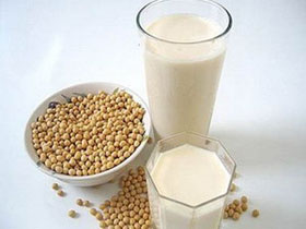 Picture 1 of Eating soybeans does not reduce cholesterol after menopause