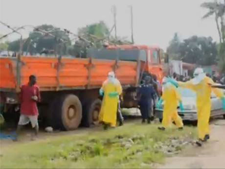 Picture 2 of Ebola patients escape from hospital wandering for food
