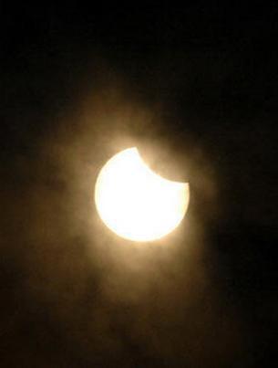 Picture 2 of Eclipse: Only visible when the sky is clear