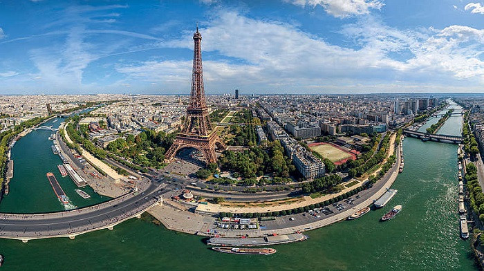 Picture 4 of Eiffel Tower - French pride