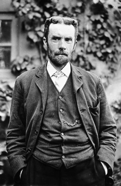 Picture 4 of Einstein was not the first to discuss gravitational waves