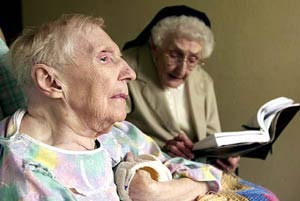 Picture 1 of Elderly people need to do to sleep well?