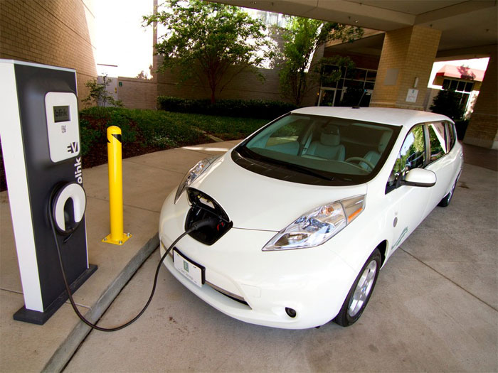 Picture 14 of Electric cars that once shone 100 years ago, die now and will explode in the future