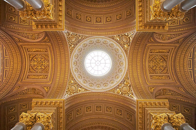 Picture 21 of Electricity Versailles - France