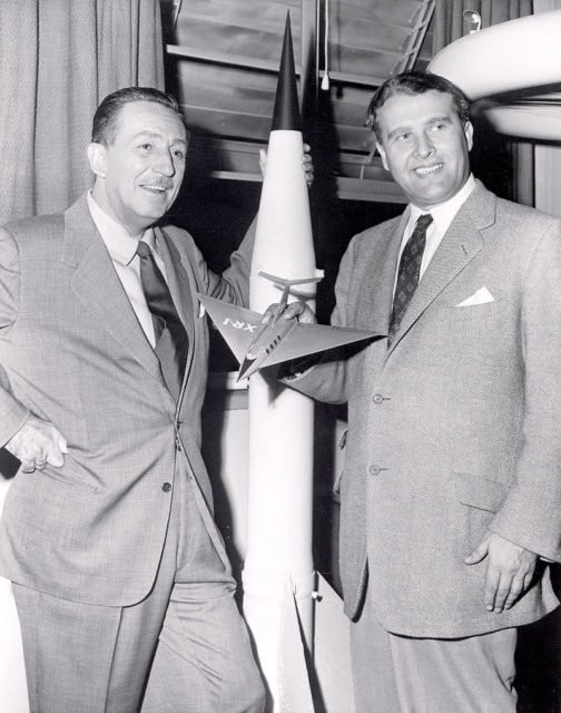 Picture 5 of Elon Musk's Mars colonial work has been predicted since 1952?