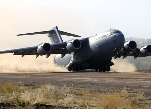 Picture 7 of Emergency landing scenarios when the plane crashed