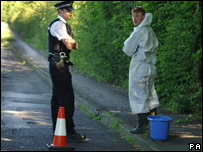 Picture 1 of England deal with foot and mouth disease