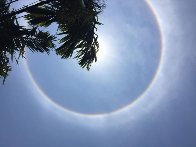 Picture 4 of Enjoy the halo phenomenon that surrounds the sun in Quang Nam