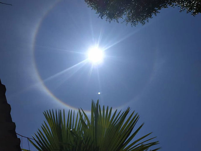 Picture 7 of Enjoy the halo phenomenon that surrounds the sun in Quang Nam