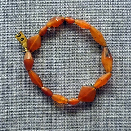 Picture 17 of Entire items of Vietnamese women 3,000 years ago
