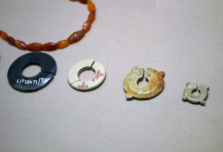 Picture 7 of Entire items of Vietnamese women 3,000 years ago