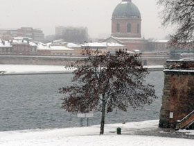 Picture 1 of Europe is cold due to the weakening of the Sun.
