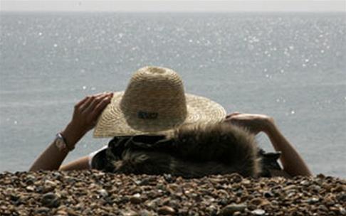 Picture 3 of Europe: unusually hot weather