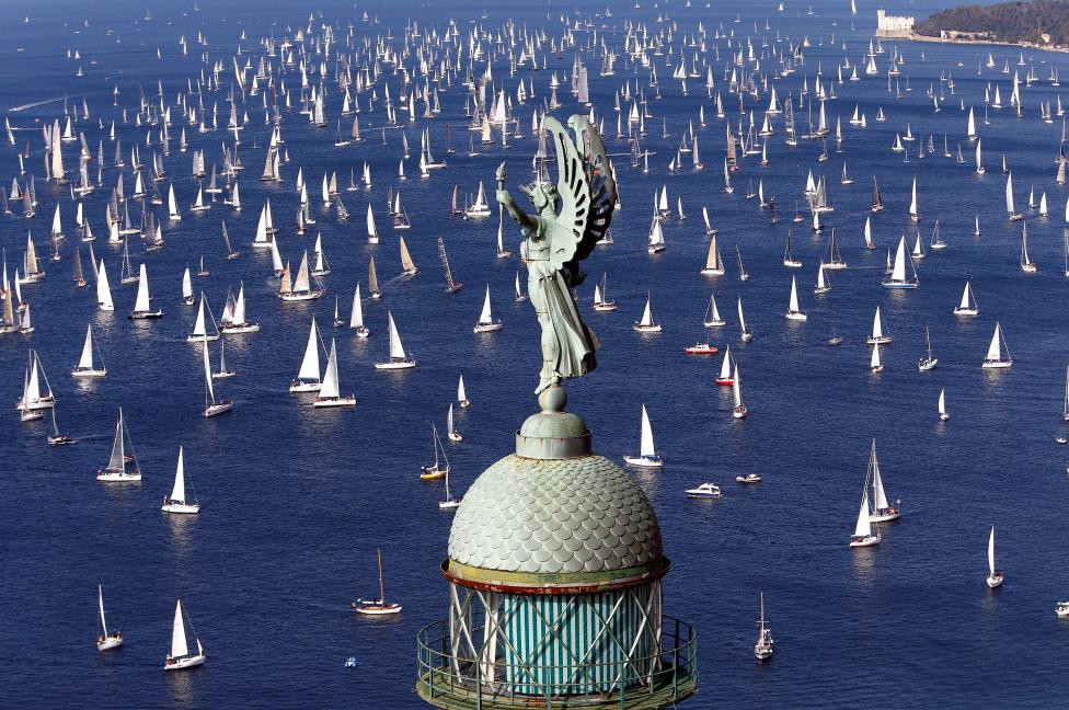 Picture 20 of Every country an impressive photo of 2016
