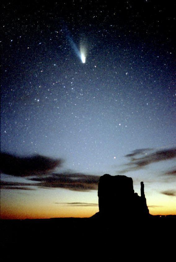 Picture 1 of Evidence of liquid water in comets