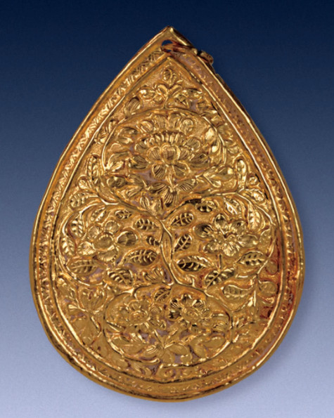 Picture 2 of Excavation of 800-year-old tomb, unexpectedly discovered precious treasures