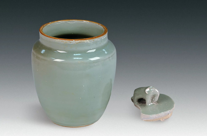 Picture 4 of Excavation of 800-year-old tomb, unexpectedly discovered precious treasures