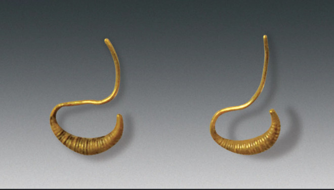 Picture 8 of Excavation of 800-year-old tomb, unexpectedly discovered precious treasures