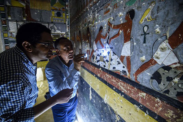 Picture 4 of Excavation of the 2 most exotic Egyptian tombs in history: after 4000 years, the paint is still new