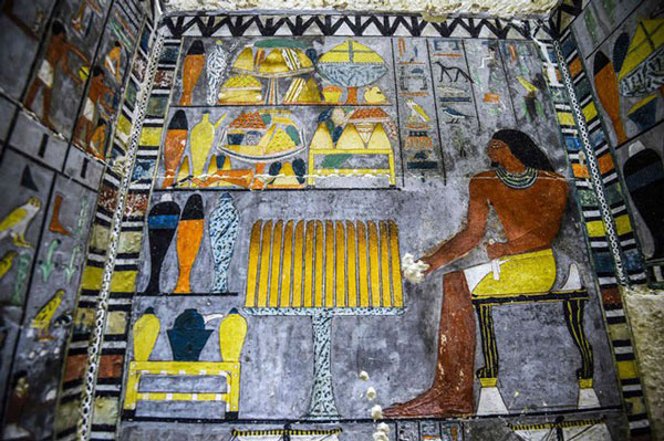Picture 5 of Excavation of the 2 most exotic Egyptian tombs in history: after 4000 years, the paint is still new