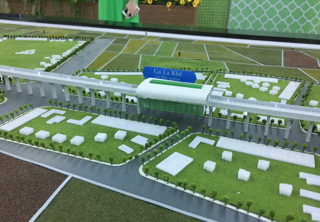 Picture 16 of Experience the first real elevated railway station in Vietnam