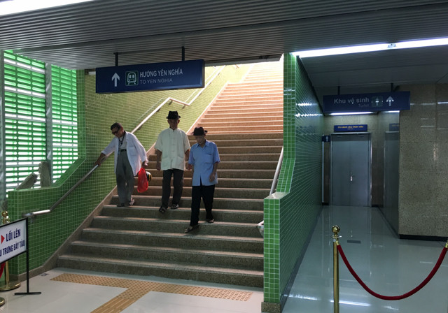 Picture 22 of Experience the first real elevated railway station in Vietnam