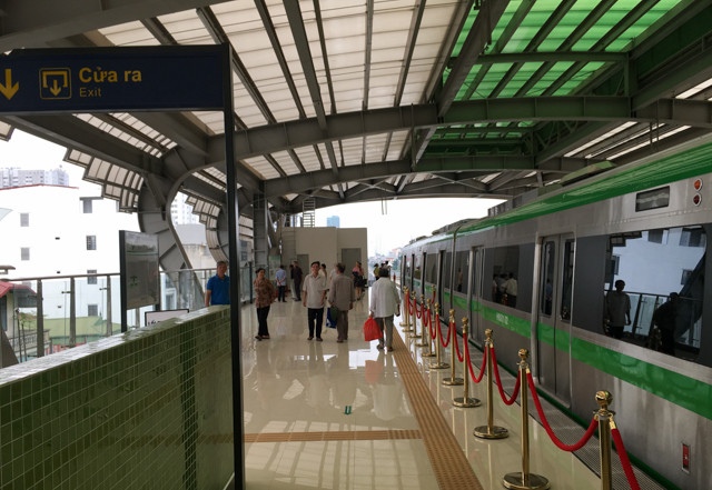 Picture 25 of Experience the first real elevated railway station in Vietnam