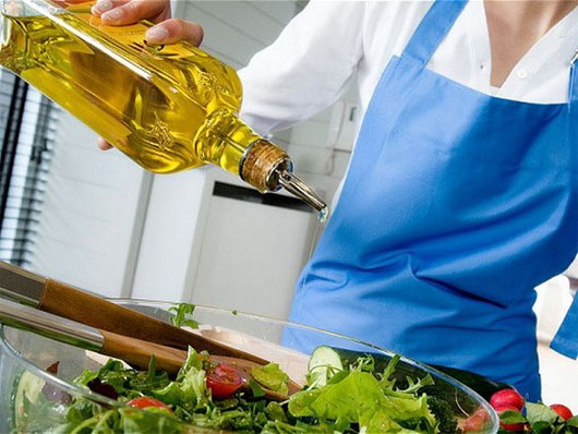 Picture 1 of Explaining the cause of olive oil can help lower blood pressure
