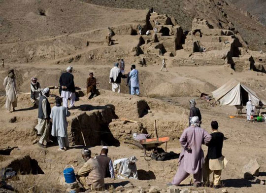 Picture 5 of Exploiting copper, discovering an ancient monastery 2,600 years