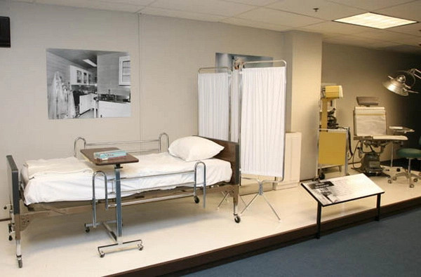 Picture 3 of Explore America's superior nuclear bomb shelter