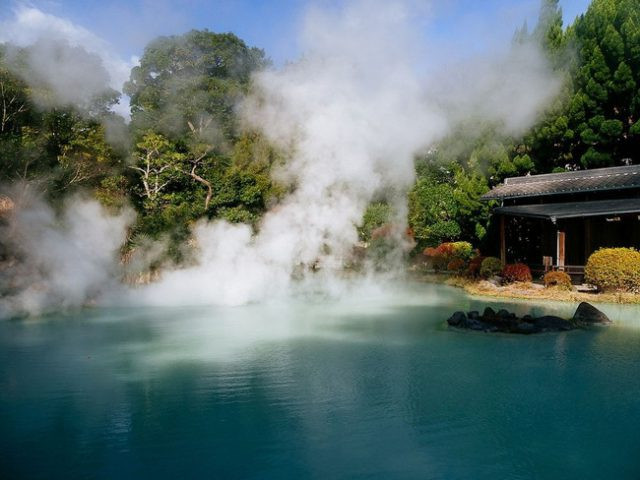 Picture 5 of Explore the strange 'earthly hell' city in Japan