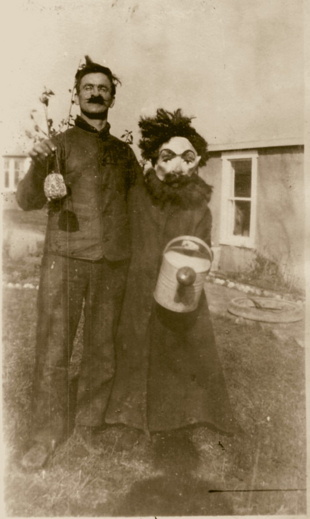 Picture 9 of Extremely rare photos: Halloween festivals from 1900 to 1920