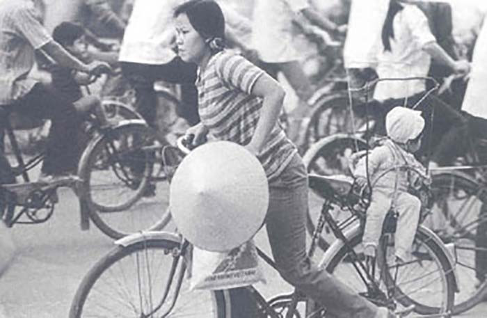 Picture 11 of Extremely rare picture of trade subsidy in Vietnam