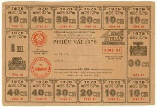Picture 15 of Extremely rare picture of trade subsidy in Vietnam