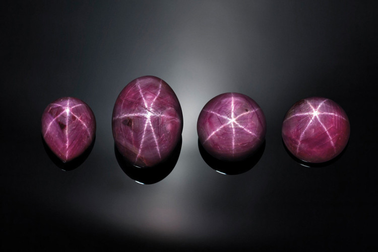 Picture 1 of Extremely rare star ruby ​​worth nearly 100 million USD