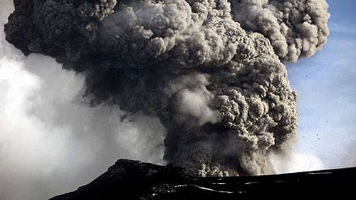 Picture 1 of Eyjafjallajokull volcano 'is cooling down'