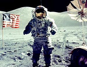 Picture 1 of Fashion for space travelers