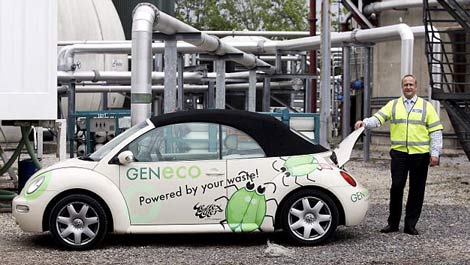Picture 2 of Fashionable cars run by garbage