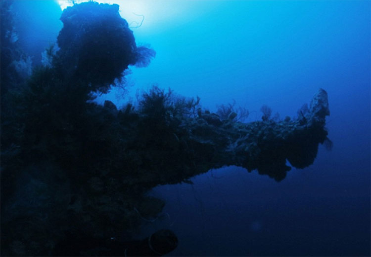 Picture 3 of Find hidden alien spacecraft under the Bermuda Triangle?