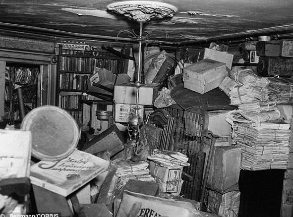 Find out about the 'crushing syndrome' that makes you a landfill king images 7
