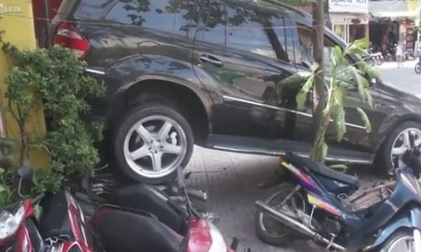 Picture 2 of Find out the cause of cars losing driver