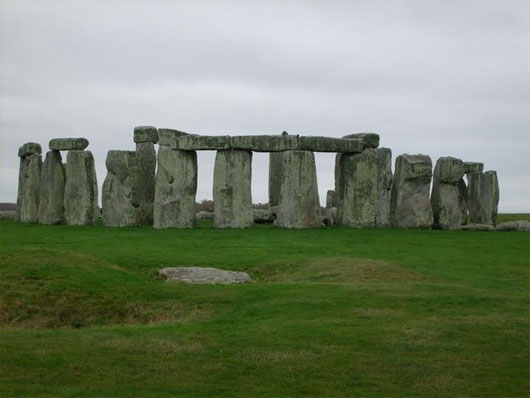 Picture 1 of Find the origin of the blue rocks at Stonehenge?