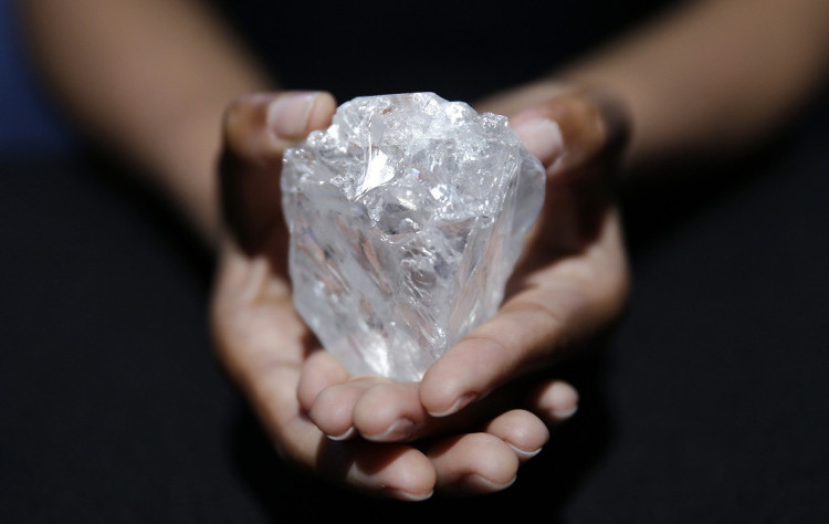Picture 1 of Find the world's largest 3 billion year old diamond