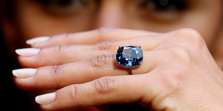 Picture 2 of Find the world's largest 3 billion year old diamond