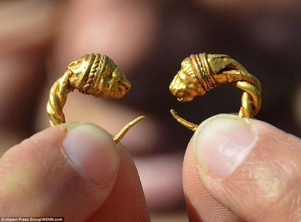 Picture 2 of Finding treasures 'terrible' of Thrace people in Bulgaria