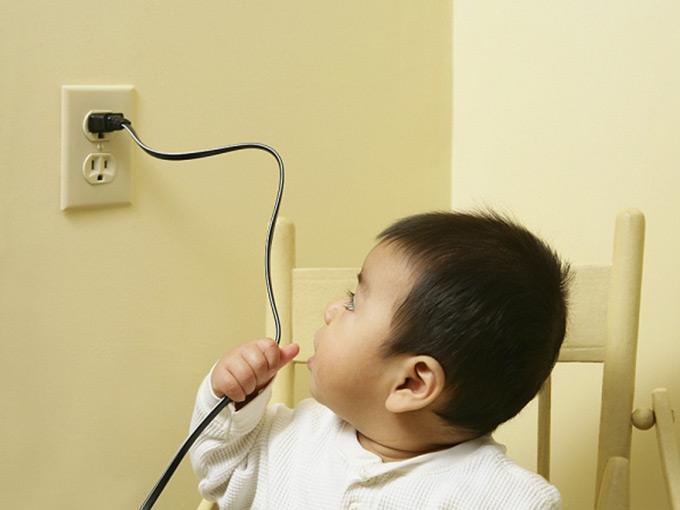 Picture 3 of First aid when electrocuted
