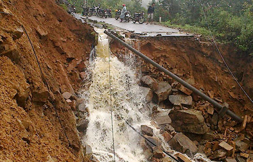 Picture 7 of Flooding scene devastated 12 dead in Sapa