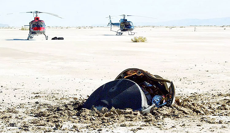 Picture 1 of Flying saucer-like objects fell into the American desert